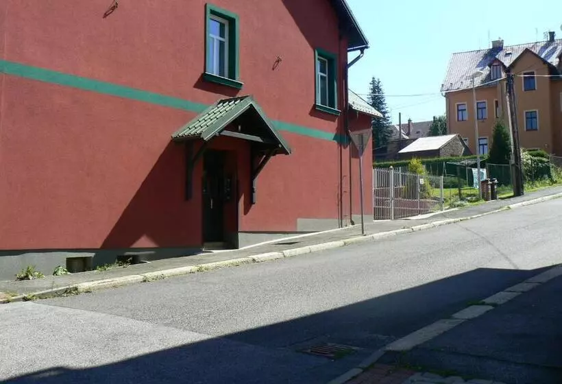 پانسیون Penzion Na Vápence