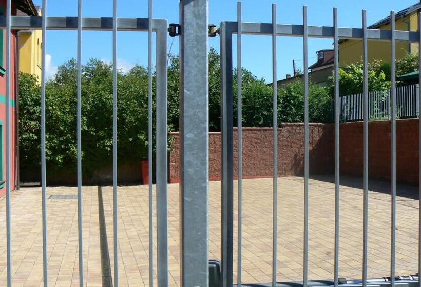 پانسیون Penzion Na Vápence