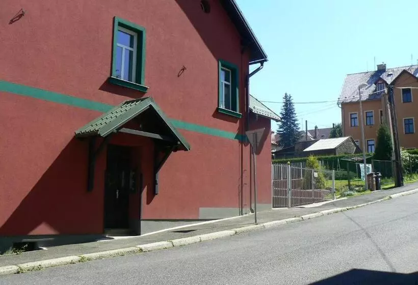 پانسیون Penzion Na Vápence