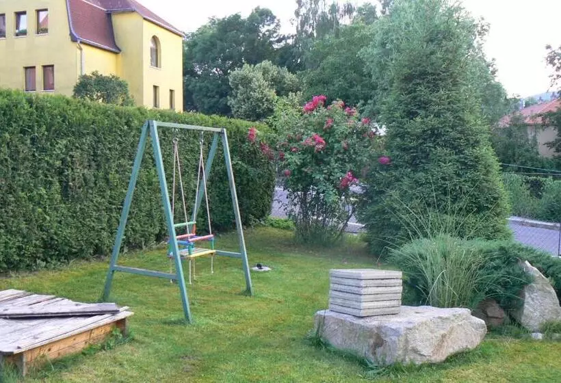 پانسیون Penzion Na Vápence