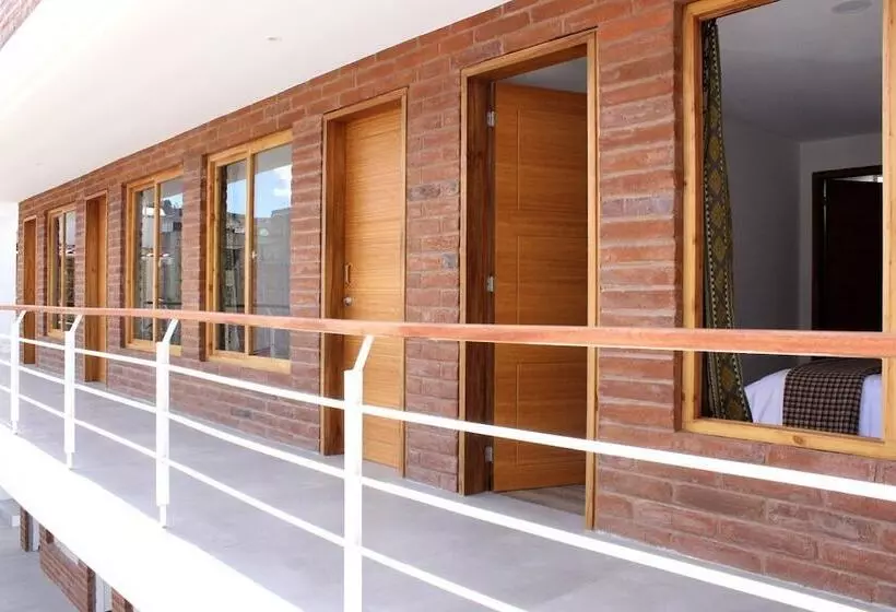 Retkeilymaja El Geranio