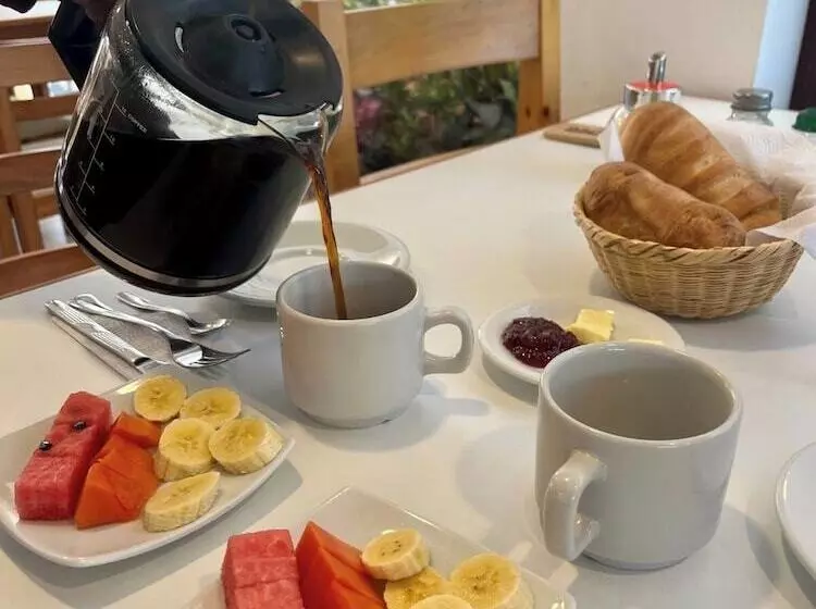 Retkeilymaja El Geranio