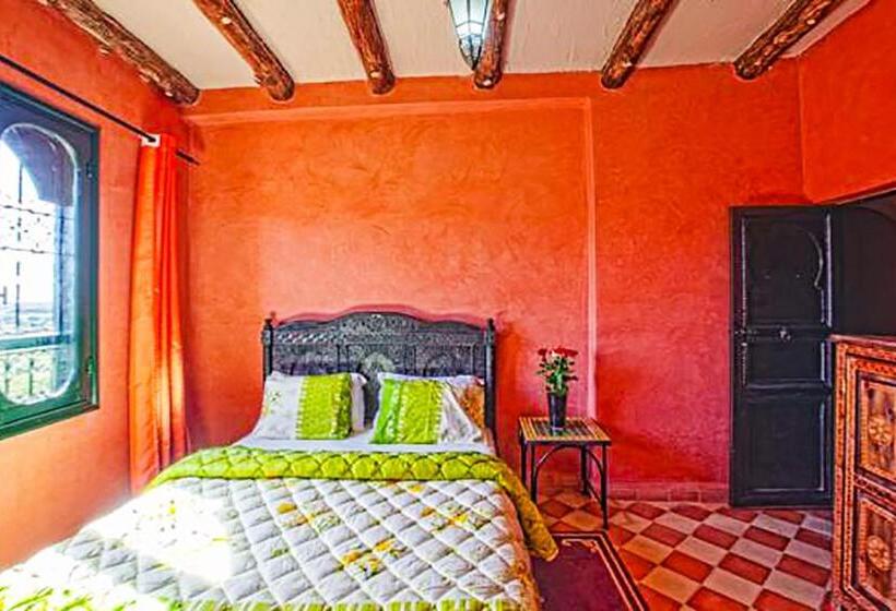 هاستل Jad Auberge