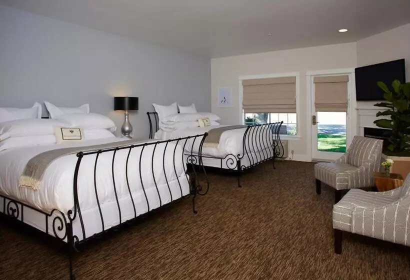 هاستل Summerwood Inn