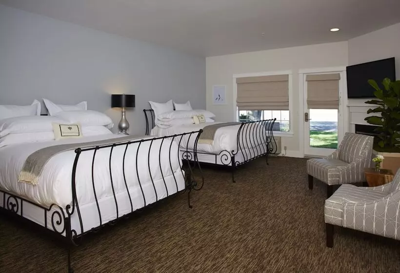 هاستل Summerwood Inn