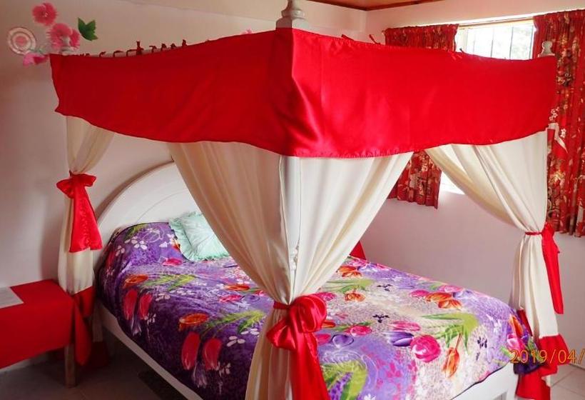 Hosteria Rose Cottage