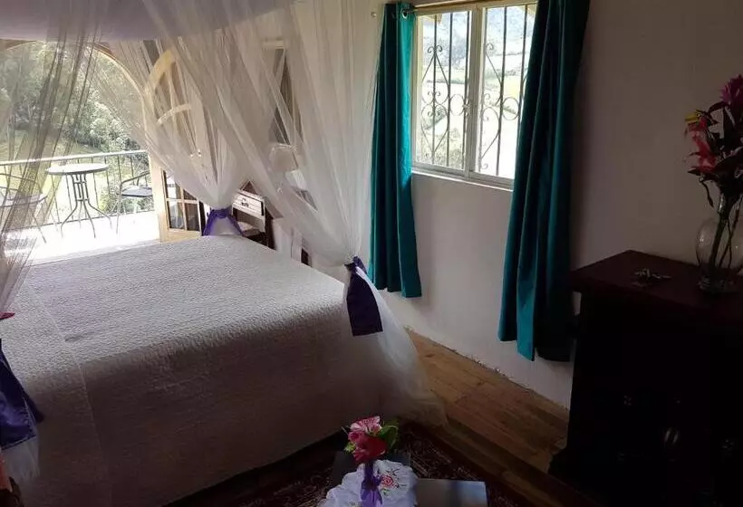 Hosteria Rose Cottage
