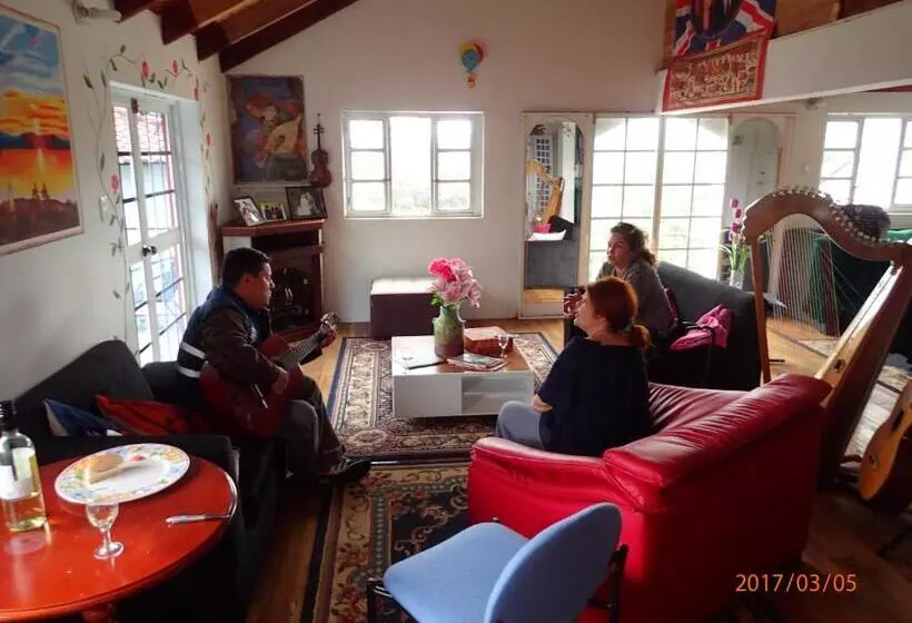 Hosteria Rose Cottage