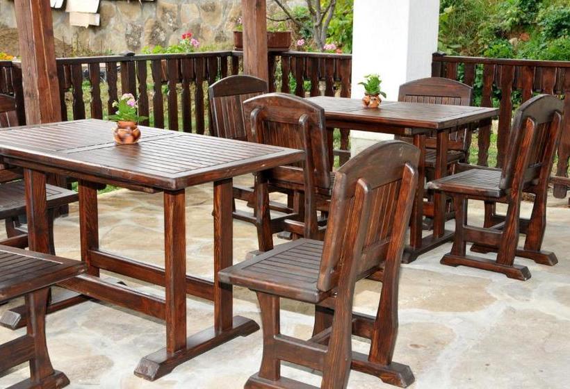 펜션 Family Hotel And Restaurant Plamena