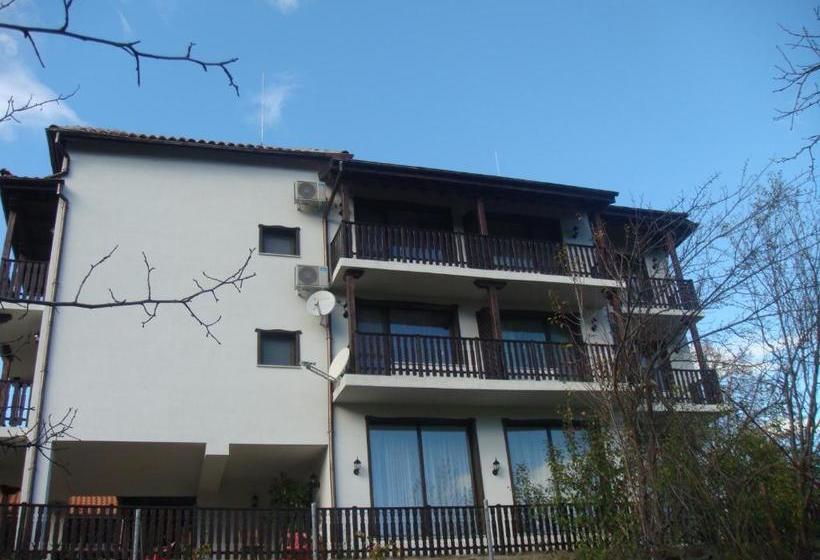 펜션 Family Hotel And Restaurant Plamena