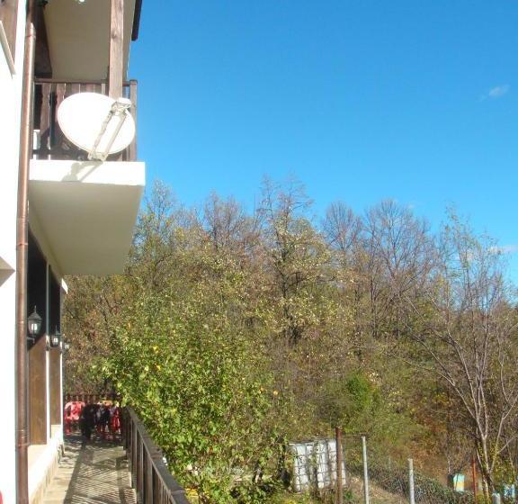 펜션 Family Hotel And Restaurant Plamena