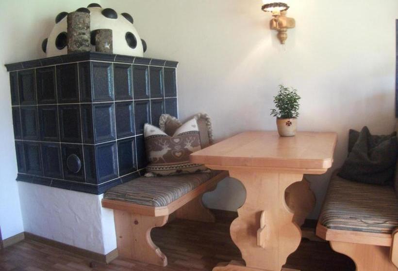 ペンション Gästehaus Einödberg