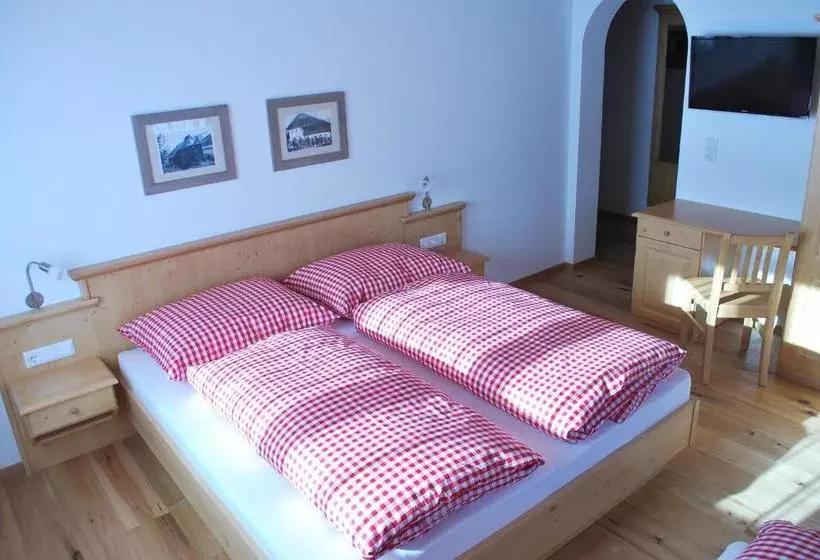 ペンション Gästehaus Einödberg