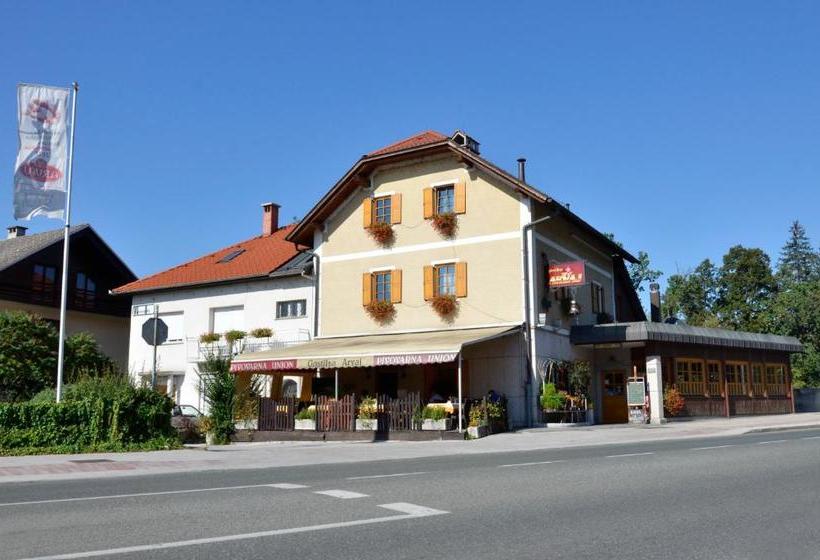 پانسیون Guest House Arvaj