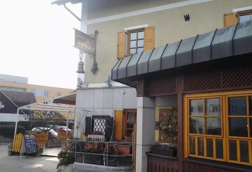پانسیون Guest House Arvaj