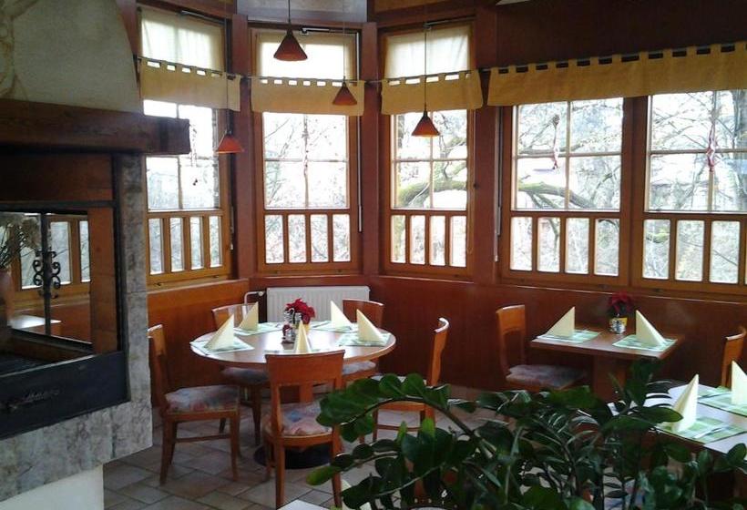 پانسیون Guest House Arvaj