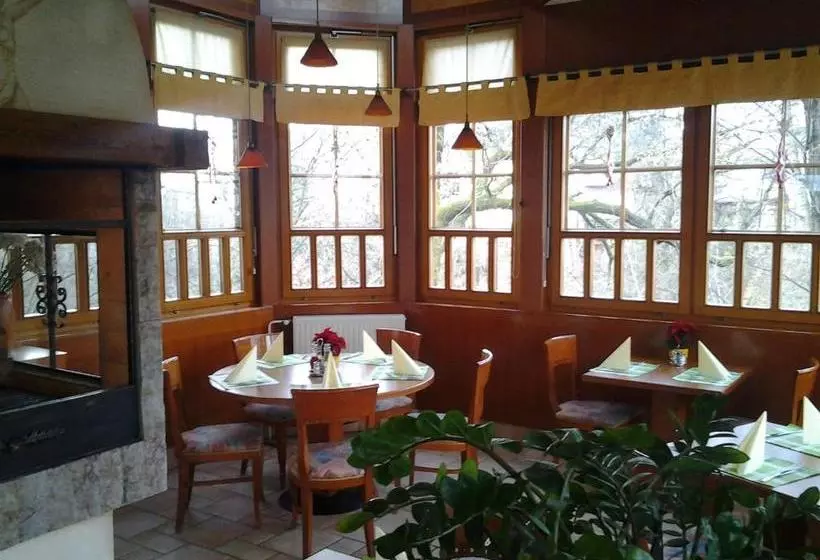 پانسیون Guest House Arvaj
