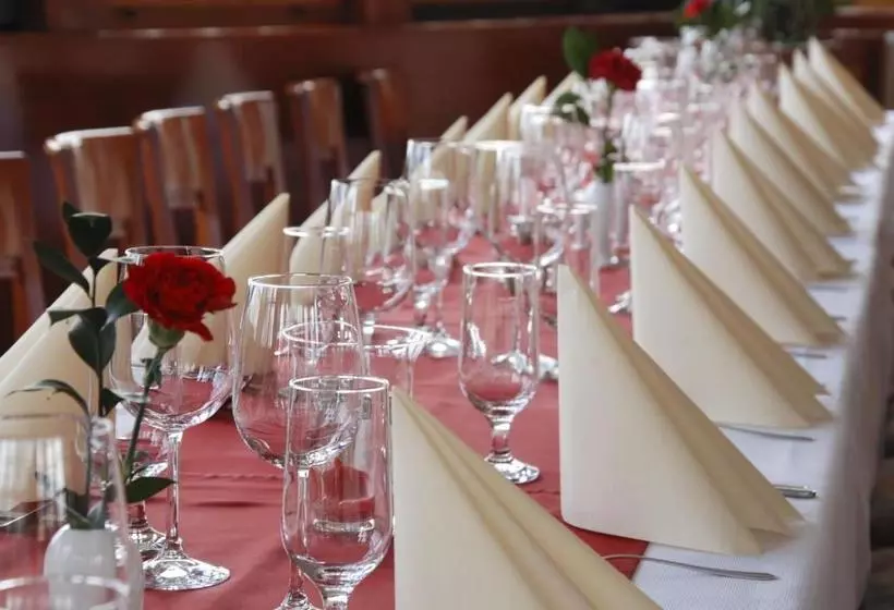 پانسیون Guest House Arvaj