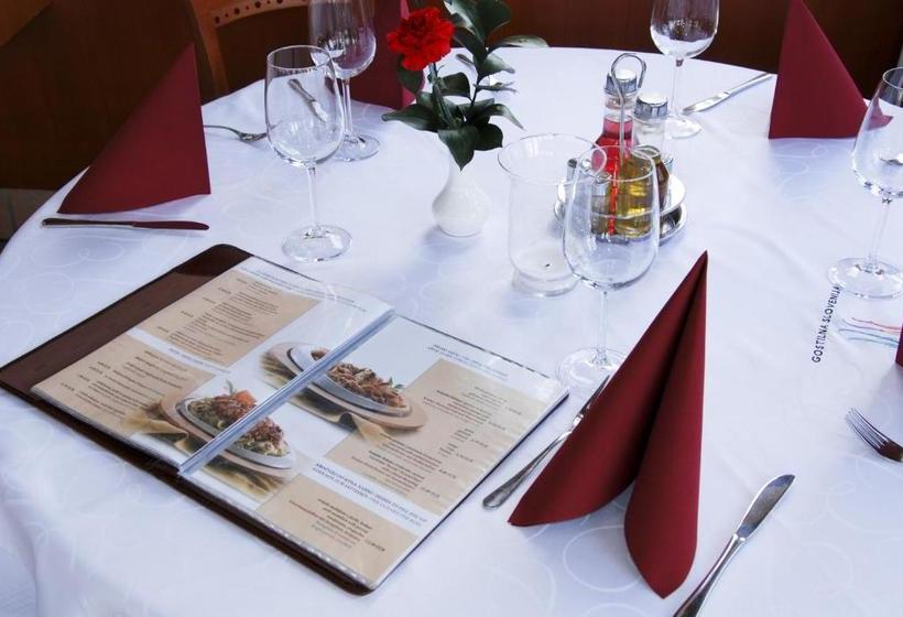 پانسیون Guest House Arvaj