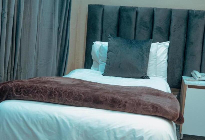 Пансион Henry George Guest House