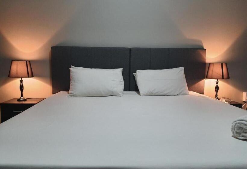 بنسيون Housemartin Guest House