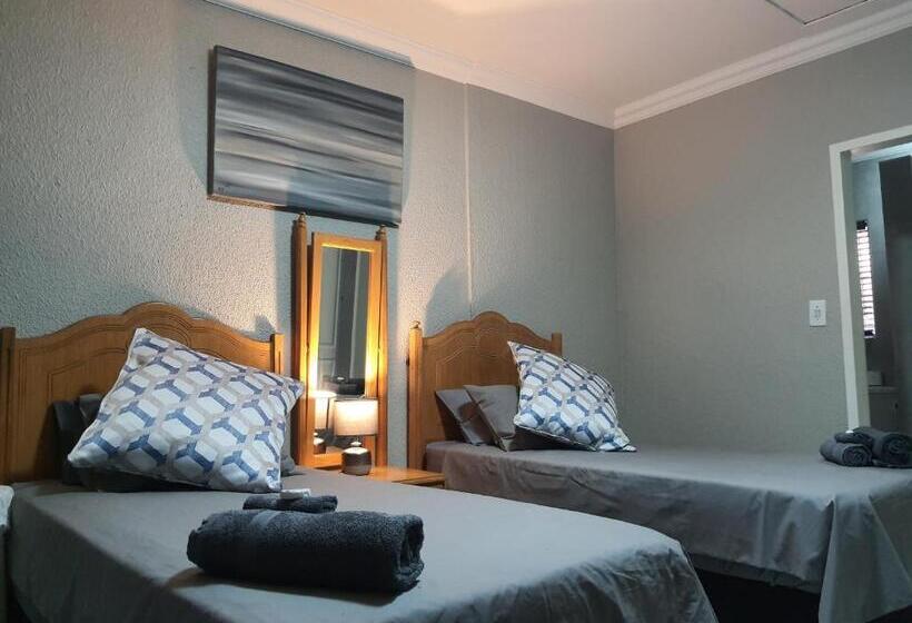 بنسيون Housemartin Guest House