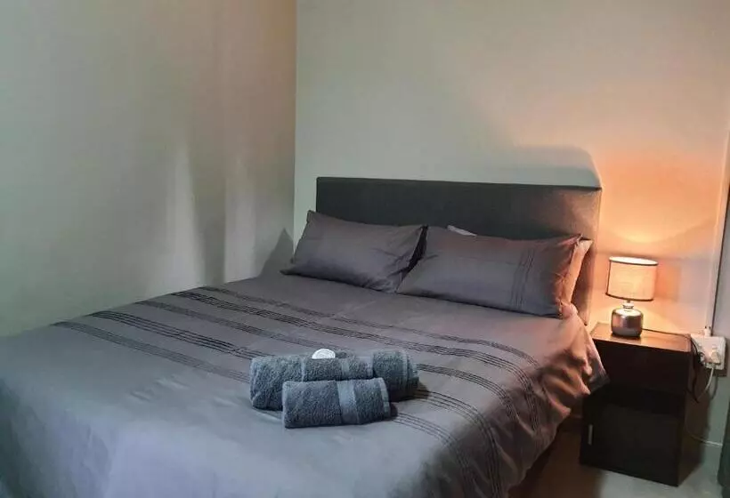 Majatalo Housemartin Guest House