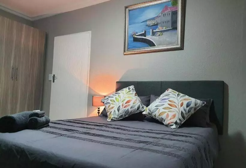 Majatalo Housemartin Guest House