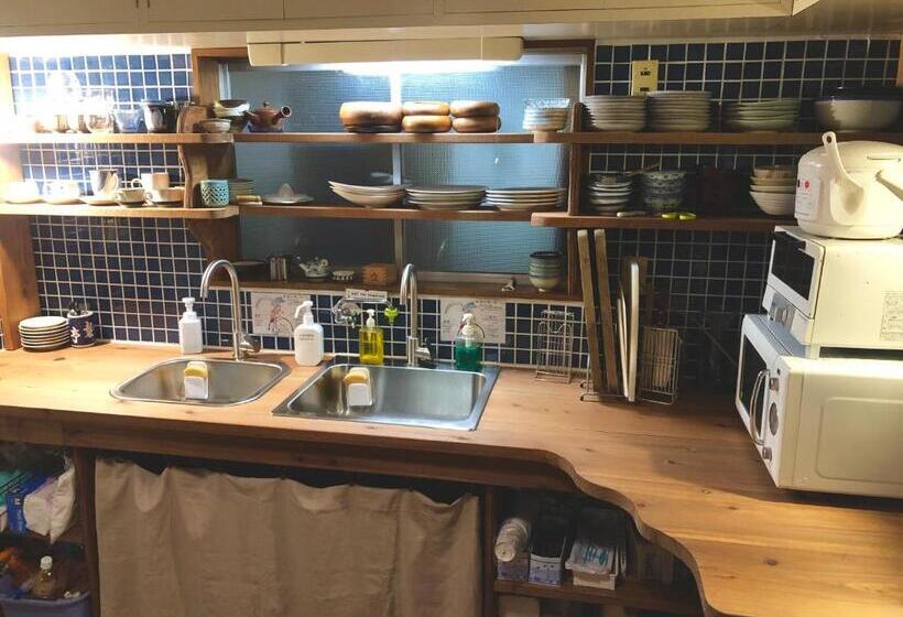 Pension Onomichi Guest House Anago No Nedoko