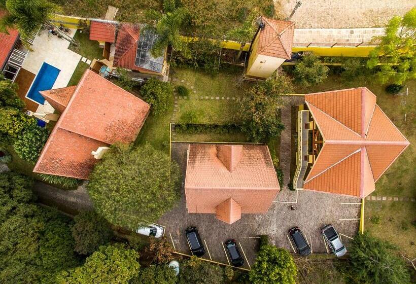 ペンション Pousada Do Chalé