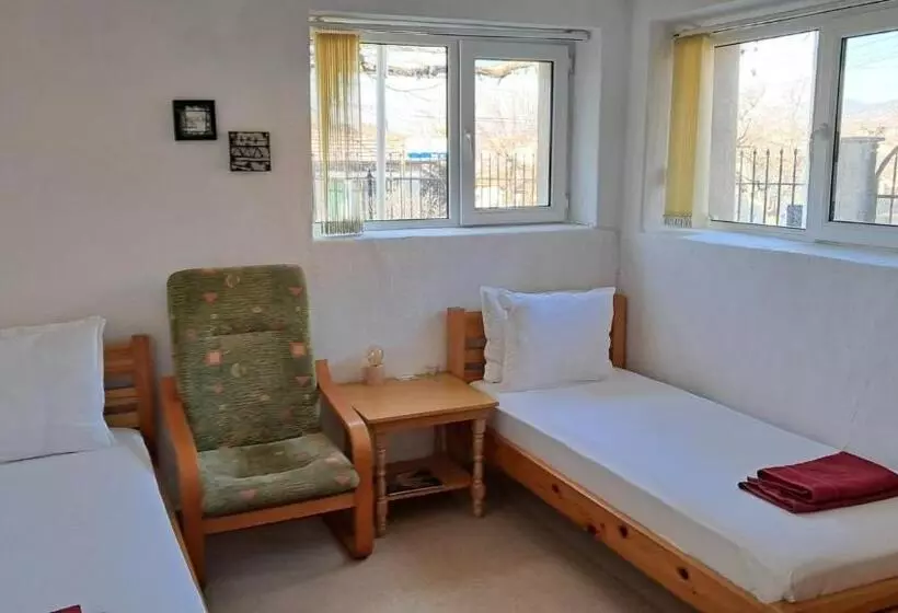 ペンション стаи за гости пламена