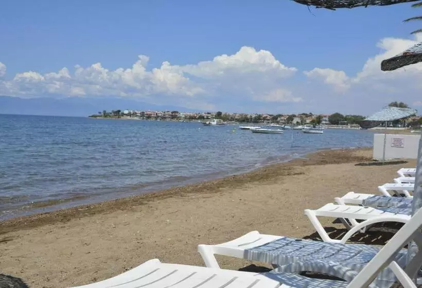 Majatalo Ege Apart &