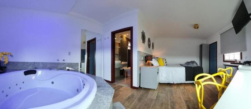 Pension (Hôtel basse catégorie) Biz & Biu Pousada Lavras Novas