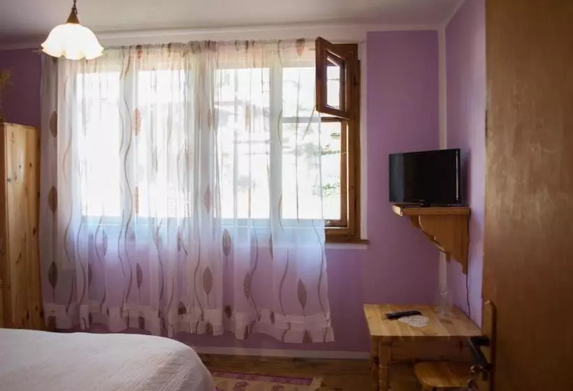 Majatalo Bobi Guest House