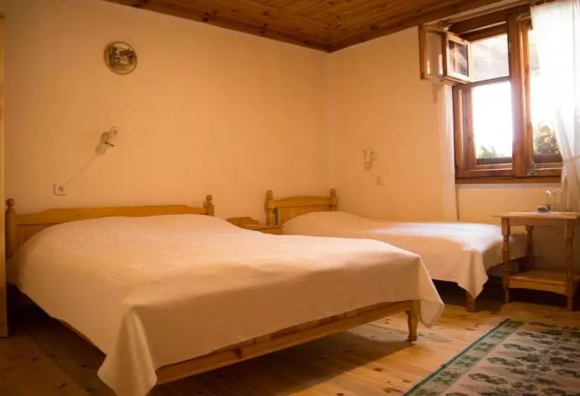 Majatalo Bobi Guest House