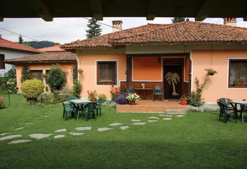 Majatalo Bobi Guest House