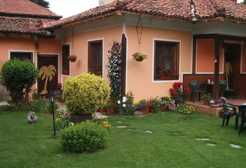 Majatalo Bobi Guest House