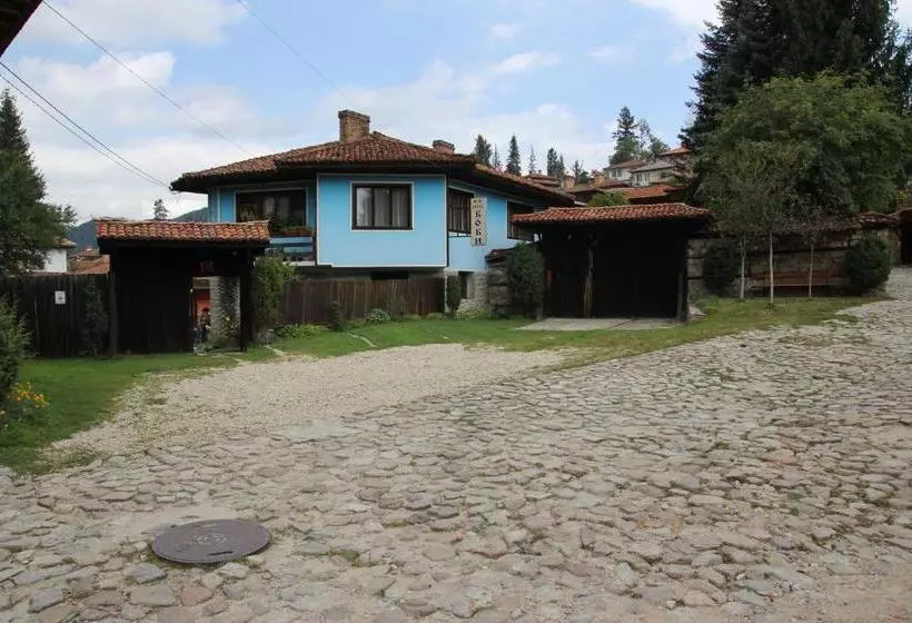 Majatalo Bobi Guest House