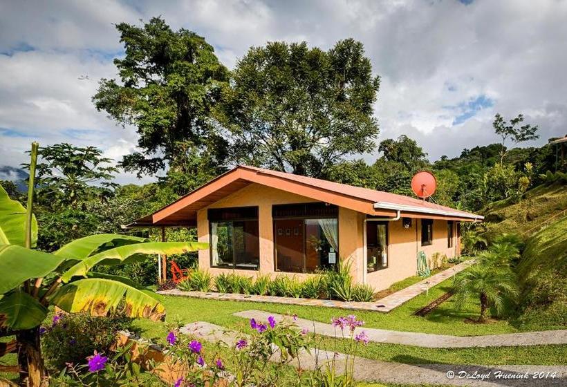 پانسیون Encantada Guest House