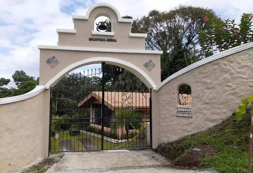 ペンション Encantada Guest House