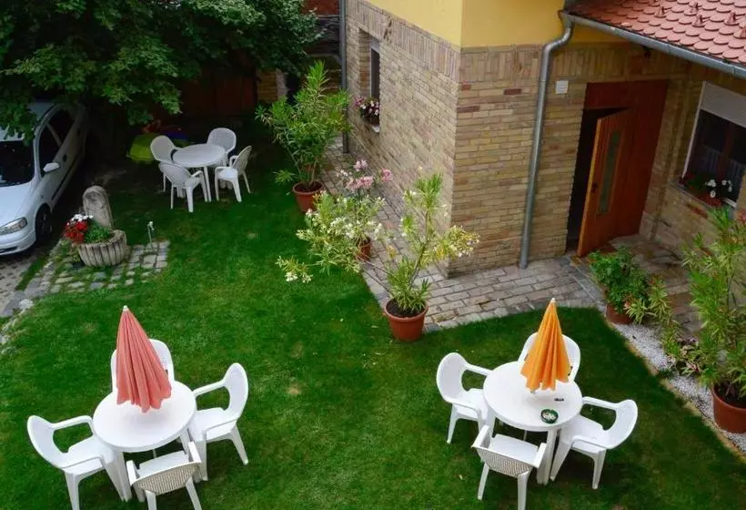 Majatalo Mediterrán Vendégház