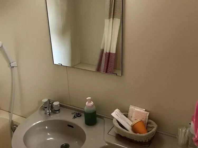 Majatalo Minshuku Shizu