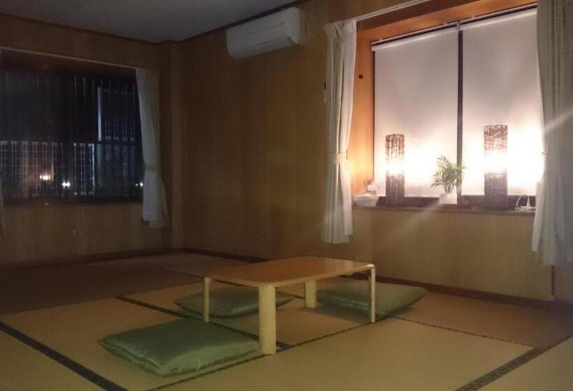 ペンション Minshuku Shizu