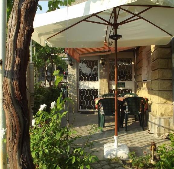 ペンション стаи за гости пламена