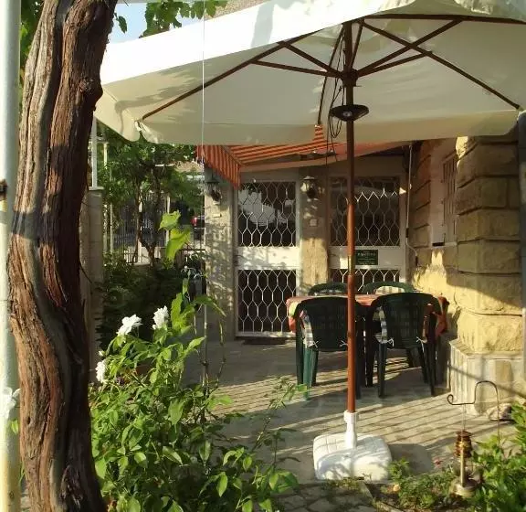 ペンション стаи за гости пламена