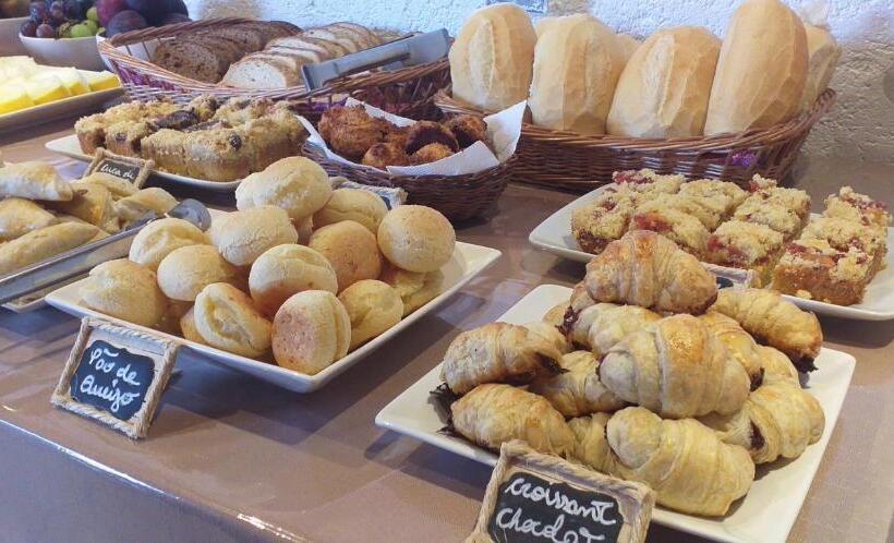 פנסיון Pousada Gauleses