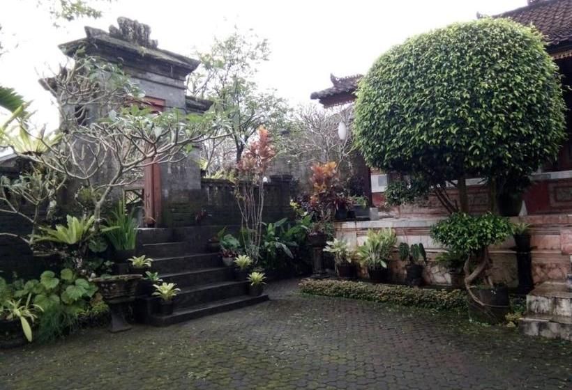 ペンション Puri Agung Inn