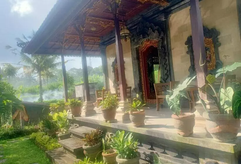 Majatalo Puri Agung Inn