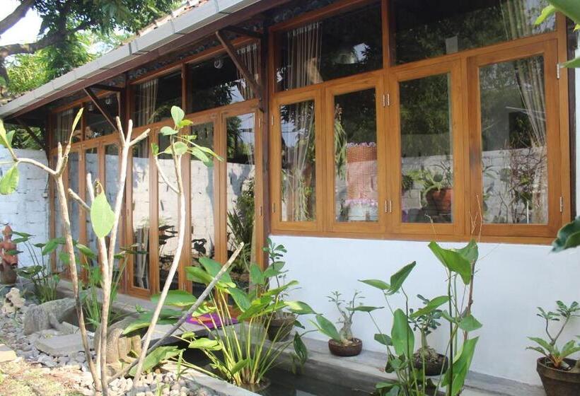 פנסיון Yoga Lover