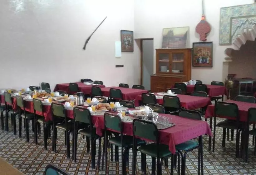 ホテル Hôtel La Gazelle Ouarzazate